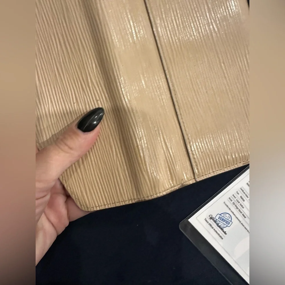 Louis Vuitton Epi Beige Sarah Wallet